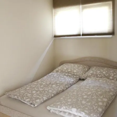 Medlin Apartman Apartament *